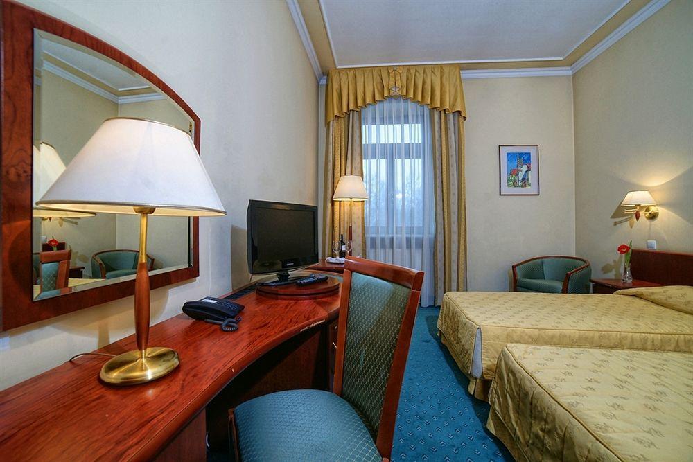 Hotel Palace Europa ルブリン エクステリア 写真