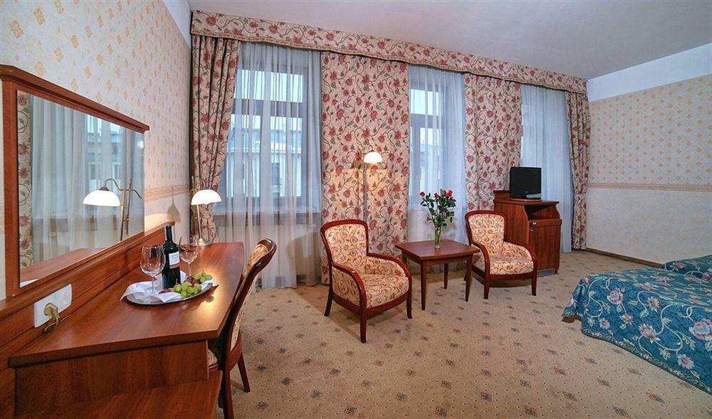 Hotel Palace Europa ルブリン エクステリア 写真
