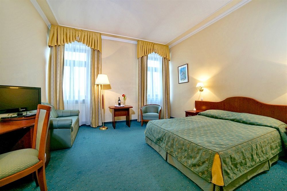 Hotel Palace Europa ルブリン エクステリア 写真