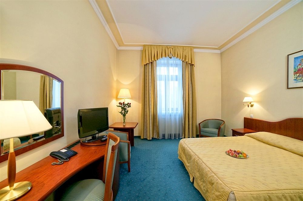 Hotel Palace Europa ルブリン エクステリア 写真