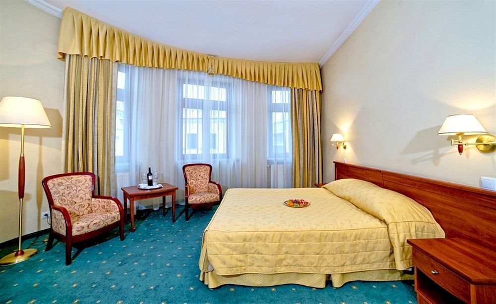 Hotel Palace Europa ルブリン エクステリア 写真